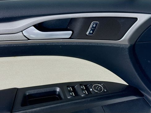 Used 2018 Ford Fusion S image 24