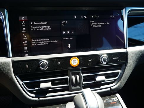 New 2026 Porsche Macan Turbo AWD/4WD image 29