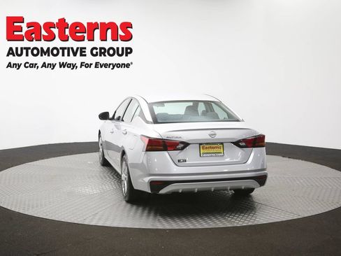 Used 2023 Nissan Altima 2.5 S FWD image 64
