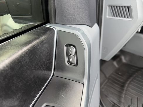 Used 2022 Ford F150 XLT w/ Equipment Group 302A High image 19