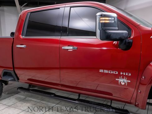 Used 2020 Chevrolet Silverado 2500 LTZ w/ LTZ Premium Package image 11