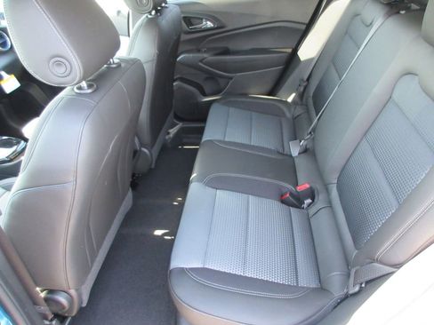 New 2026 Chevrolet Trax LT image 13