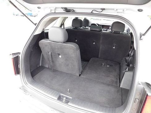 Used 2022 Kia Sorento S w/ Panoramic Sunroof Package image 8