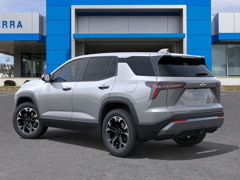 New 2026 Chevrolet Equinox LT w/ Convenience Package II AWD/4WD image 3