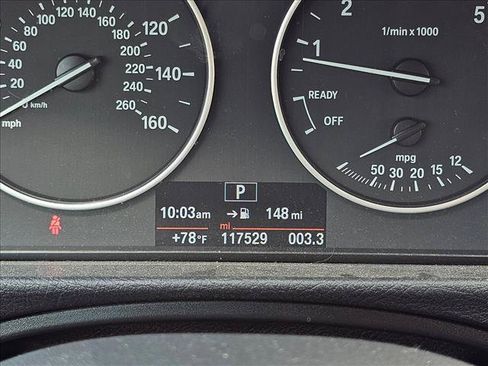 Used 2017 BMW 320i Sedan RWD image 22