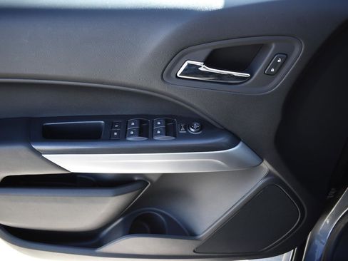 Used 2022 Chevrolet Colorado LT image 23