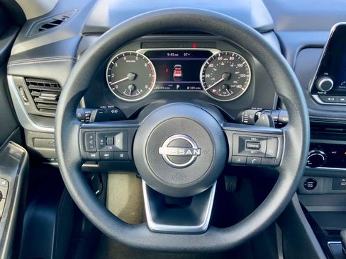 Used 2024 Nissan Rogue S AWD/4WD image 34