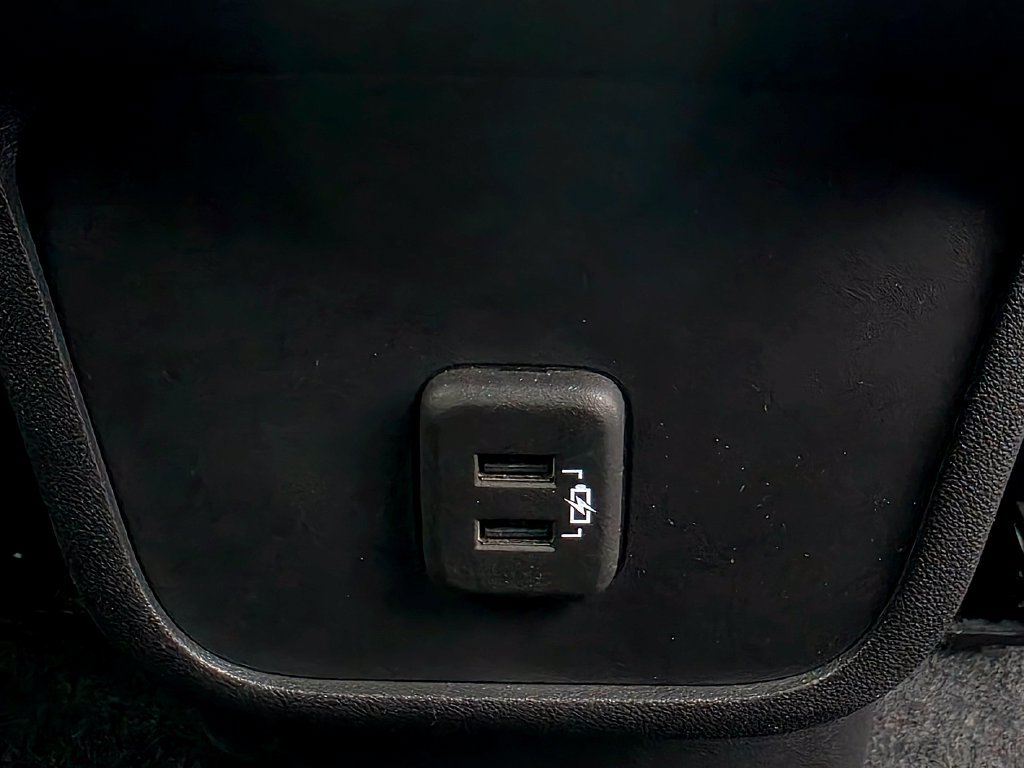 Used 2024 Chevrolet Equinox LT FWD image 55