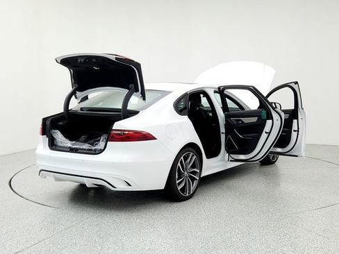 New 2024 Jaguar XF R-Dynamic SE image 11
