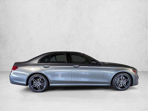Used 2020 Mercedes-Benz E 350 Sedan image 4