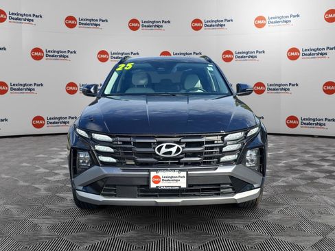 Certified 2025 Hyundai Tucson SEL AWD/4WD image 2