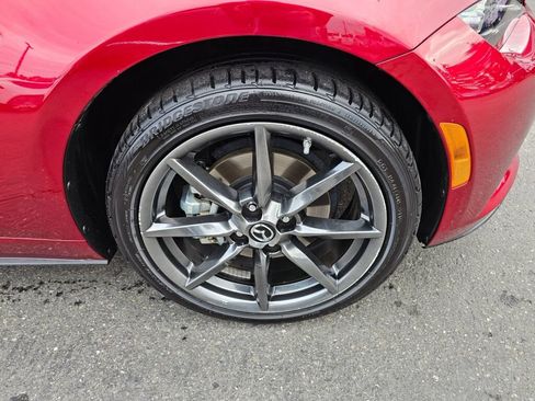 Used 2019 MAZDA MX-5 Miata RF Grand Touring image 25