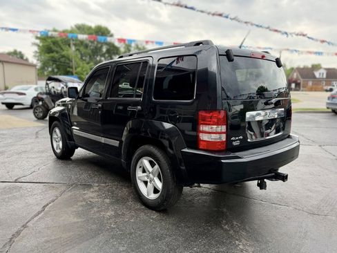 Used 2012 Jeep Liberty Sport AWD/4WD image 6