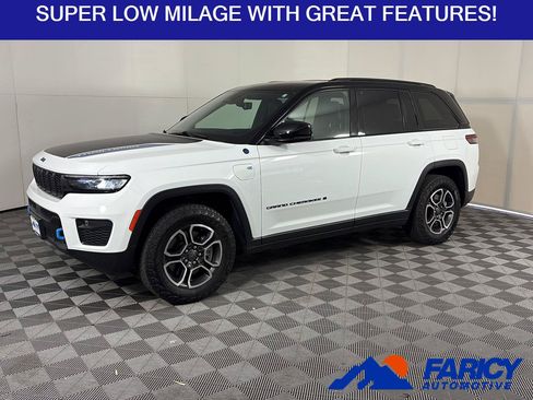 Used 2023 Jeep Grand Cherokee Trailhawk w/ Luxury Tech Group III AWD/4WD image 1
