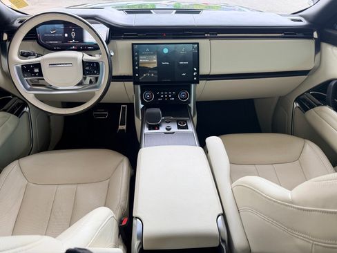Used 2023 Land Rover Range Rover Long Wheelbase Autobiography AWD/4WD image 22