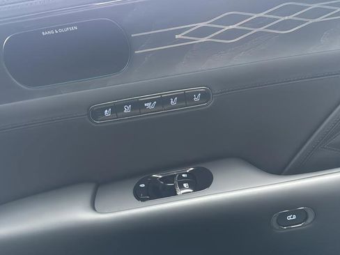 New 2026 Genesis G90 3.5T Prestige image 38