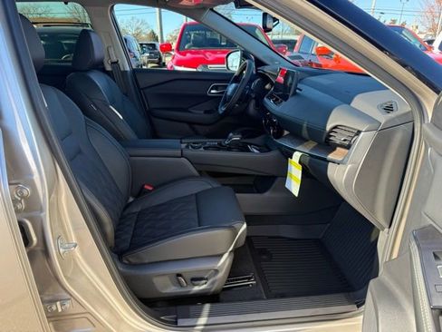 New 2026 Nissan Rogue Platinum w/ Platinum Premium Package image 29