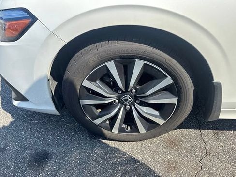 Used 2022 Honda Civic EX image 10