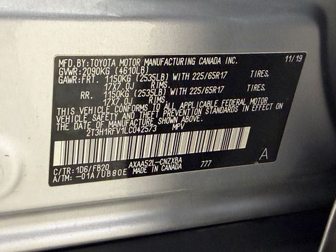 Used 2020 Toyota RAV4 LE FWD image 23