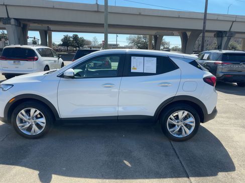 Used 2025 Buick Encore GX Preferred image 2
