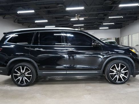 Used 2019 Honda Pilot Elite image 6