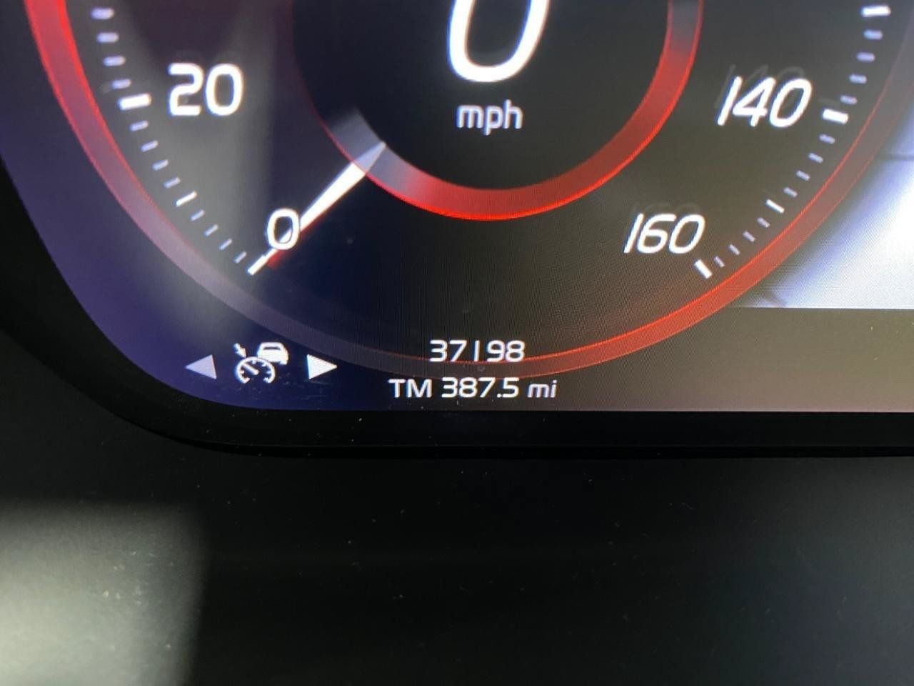 Used 2020 Volvo XC40 T5 Inscription w/ Protection Package Premier AWD/4WD image 12