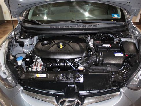 Used 2014 Hyundai Elantra Limited FWD image 14