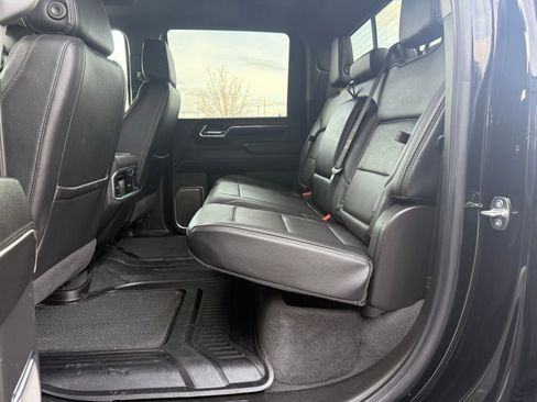 Used 2024 GMC Sierra 3500 Denali w/ Denali Reserve Package image 25