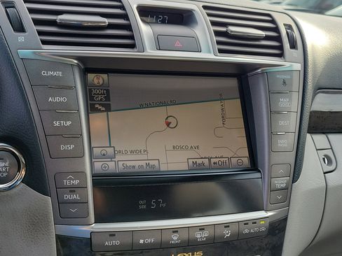 Used 2011 Lexus LS 460 AWD w/ Luxury Value Edition image 26