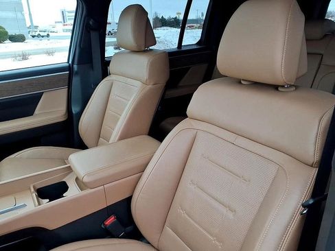 Used 2024 Hyundai Santa Fe Limited image 17