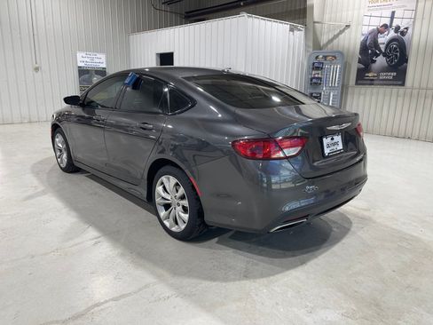 Used 2016 Chrysler 200 S w/ Comfort Group FWD image 6