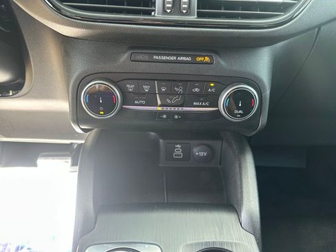 Used 2024 Ford Escape ST-Line image 21