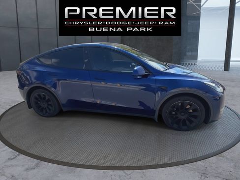 Used 2021 Tesla Model Y Long Range AWD/4WD image 9