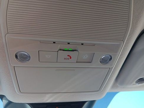 New 2026 Nissan Kicks SR image 21