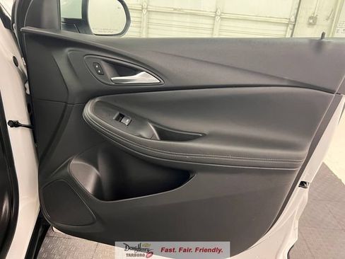 Used 2025 Buick Encore GX Preferred FWD image 39