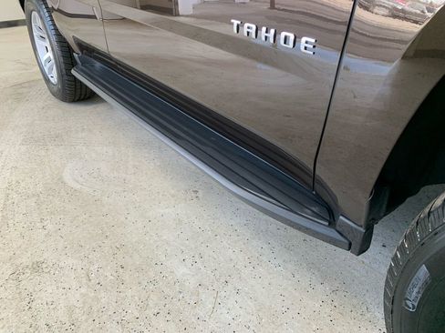 Used 2018 Chevrolet Tahoe LS AWD/4WD image 15
