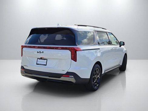 New 2026 Kia Carnival SX Prestige FWD image 5
