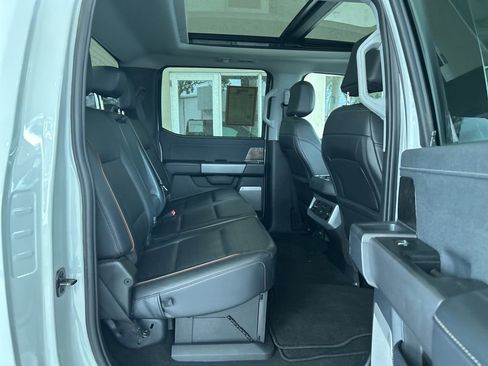 Used 2025 Ford F350 Lariat AWD/4WD image 28