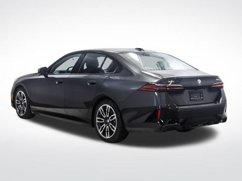 Used 2026 BMW 540i xDrive AWD/4WD image 3