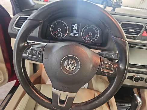 Used 2013 Volkswagen Eos Komfort image 15