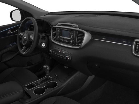 Used 2016 Kia Sorento FWD w/ LX Convenience Package image 21