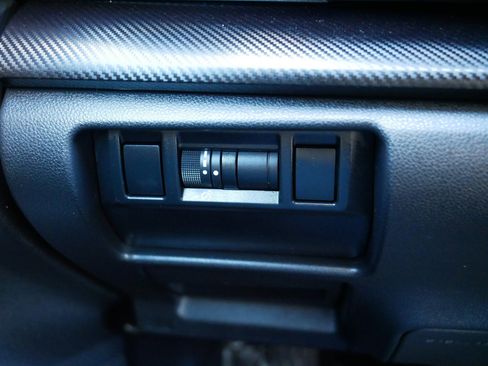 Used 2024 Subaru Crosstrek 2.0i Premium image 26