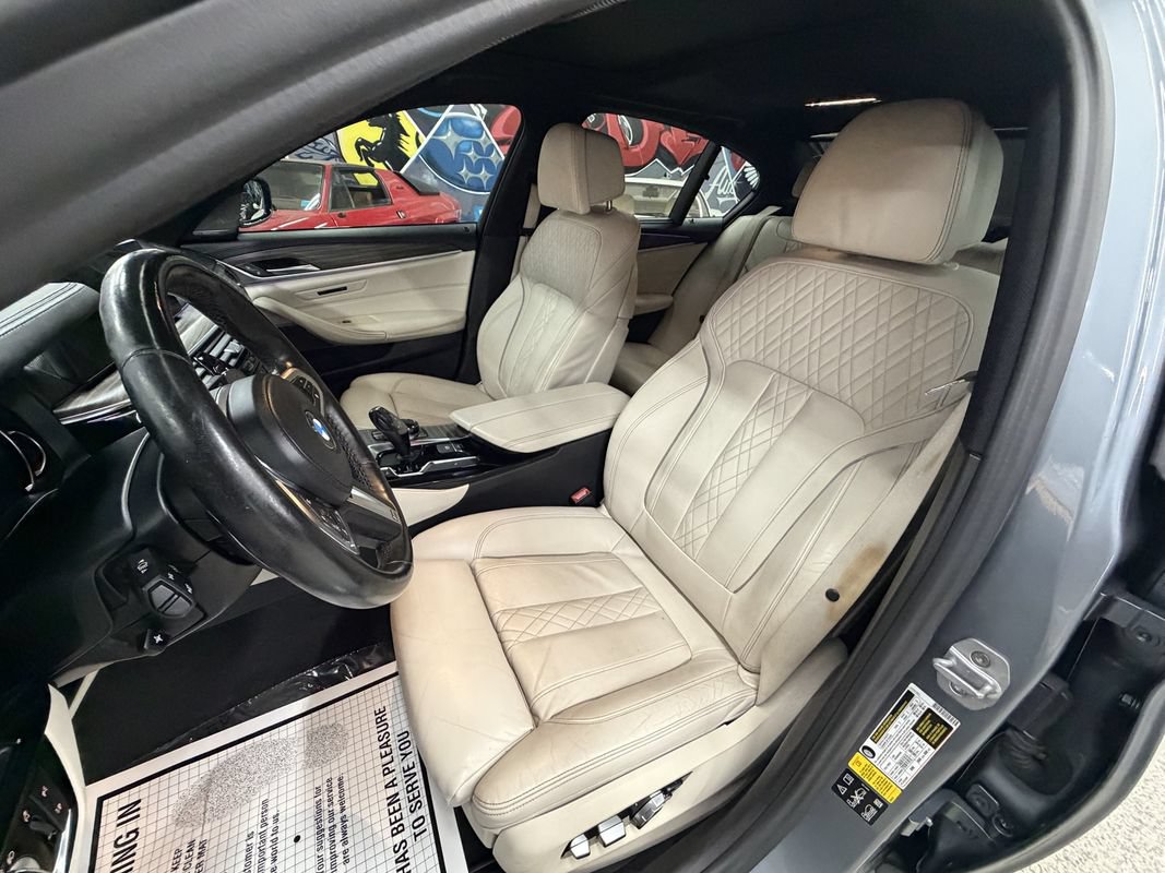 Used 2018 BMW M550i xDrive AWD/4WD image 11