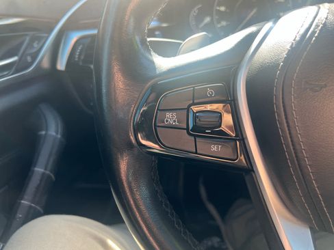 Used 2018 BMW 530e xDrive image 13