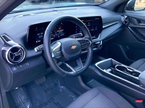 Certified 2025 Chevrolet Equinox LT image 16