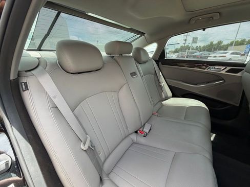 Used 2017 Genesis G80 3.8 w/ Option Group 02 RWD image 24