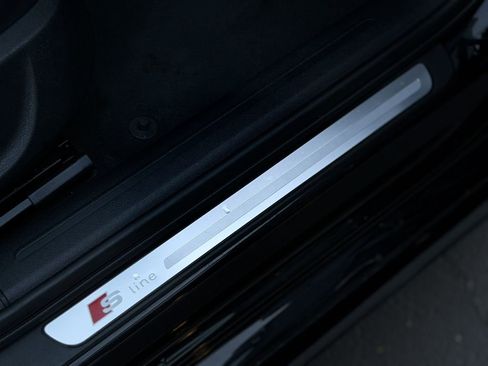 Used 2015 Audi A4 2.0T Premium Plus w/ Technology Package image 22