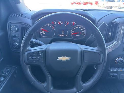 Used 2023 Chevrolet Silverado 1500 Custom image 17