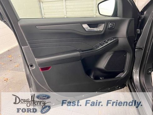 New 2026 Ford Escape Active w/ Active Premium Tech Pack FWD image 30