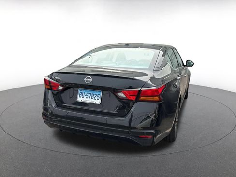 Used 2025 Nissan Altima 2.5 SV FWD image 19